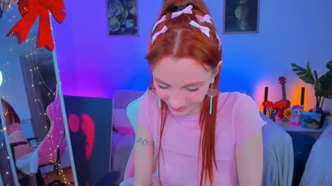 Snapshot of alyssa_smitt chatting on 02-06-25, 01:43 alyssa_smitt online show from 02-06-25, 01:43