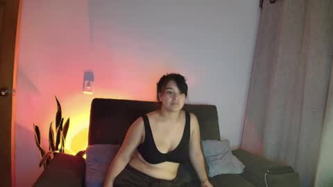Snapshot of alyssia_wolds_1 chatting on 06-09-26, 01:17 alyssia wolds online show from 06-09-26, 01:17
