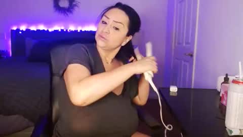 Snapshot of alyssiaamorexo chatting on 03-23-26, 05:06 Alyssiaamorexo online show from 03-23-26, 05:06