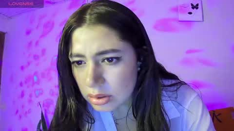 Snapshot of alythia chatting on 05-30-26, 02:08 alythia online show from 05-30-26, 02:08