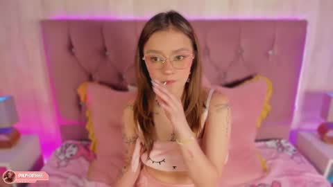 Alyy online show from 04-13-26, 09:09