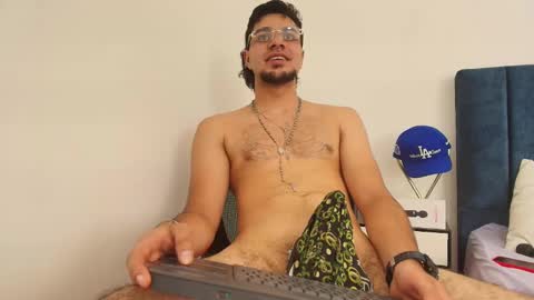 Amadeo Wild online show from 03-09-25, 05:28