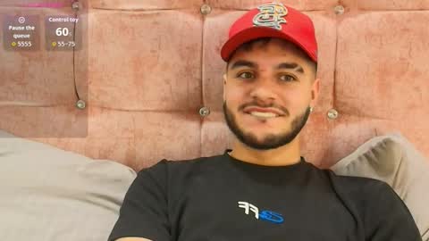 Amadeo Wild online show from 11-28-25, 04:53