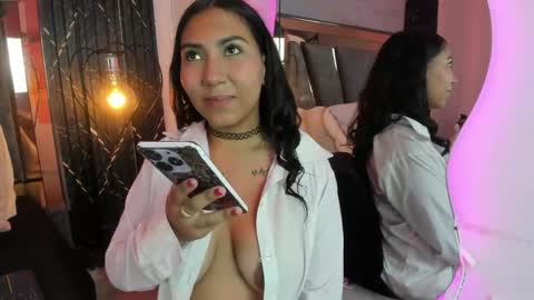 Snapshot of amaia_a chatting on 05-16-26, 08:07 amaia_a online show from 05-16-26, 08:07