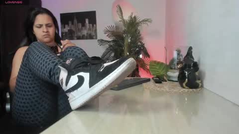 anny online show from 05-19-26, 02:51