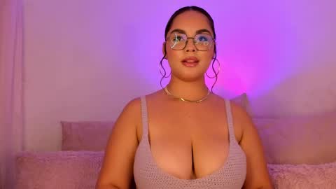 amalia bennet online show from 09-11-25, 09:37