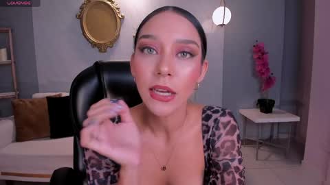 Amalia cruss online show from 05-14-26, 09:21