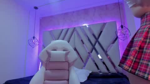 Amalia Im Back See you soon this January 7 at 10 pm Colombia time online show from 03-12-25, 02:41