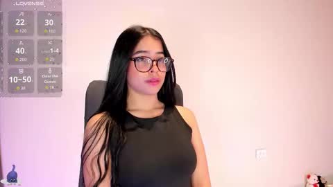 Snapshot of amaliaandrade chatting on 03-09-26, 06:06 Amalia real MIA online show from 03-09-26, 06:06