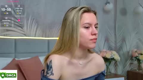 Snapshot of amaliabell chatting on 02-18-25, 01:11 Amalia online show from 02-18-25, 01:11