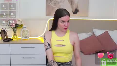 Snapshot of amaliabell chatting on 10-10-25, 01:54 Amalia online show from 10-10-25, 01:54