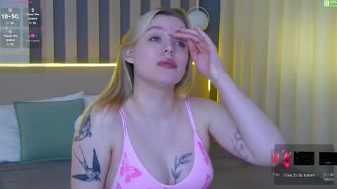 Snapshot of amaliabell chatting on 06-03-26, 02:33 Amalia online show from 06-03-26, 02:33