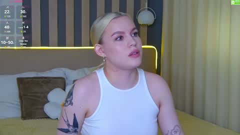 Snapshot of amaliabell chatting on 07-12-26, 01:13 Amalia online show from 07-12-26, 01:13