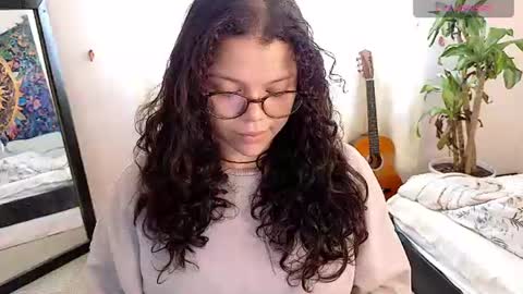 Snapshot of amand1_sweet chatting on 07-30-26, 02:16 online show from 07-30-26, 02:16