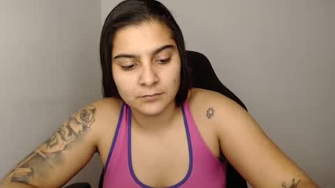 The queen of the biceps  online show from 01-13-25, 03:23
