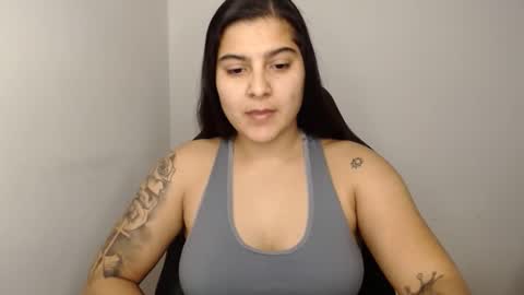 The queen of the biceps  online show from 01-16-25, 11:48