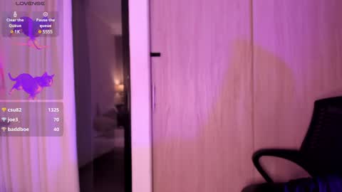 Snapshot of amanda_26 chatting on 02-01-25, 04:46 Luisa online show from 02-01-25, 04:46