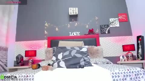 Snapshot of amanda_6ix9ine chatting on 12-08-24, 12:51 diana Private is Open online show from 12-08-24, 12:51