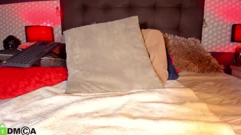 Snapshot of amanda_6ix9ine chatting on 10-11-25, 08:40 diana Private is Open online show from 10-11-25, 08:40