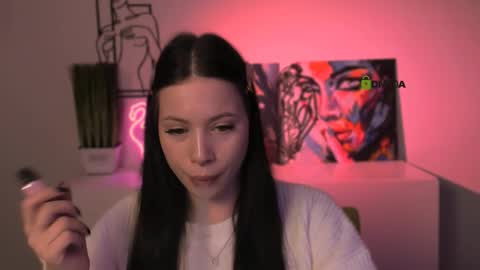 Snapshot of amanda_miki chatting on 11-21-25, 05:44 Ami online show from 11-21-25, 05:44