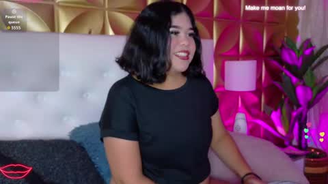 Amanda Moore online show from 04-11-26, 04:17