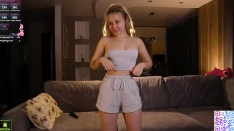 Snapshot of amanda_sayhey chatting on 02-17-26, 03:47 online show from 02-17-26, 03:47