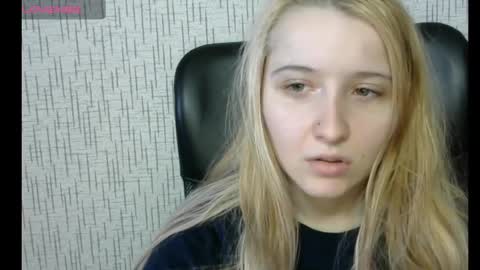 Snapshot of amanda_sherr chatting on 01-18-25, 10:39 Amanda online show from 01-18-25, 10:39