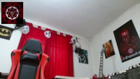 Snapshot of amanda_valeska chatting on 03-10-25, 03:30 Amanda Valeska online show from 03-10-25, 03:30