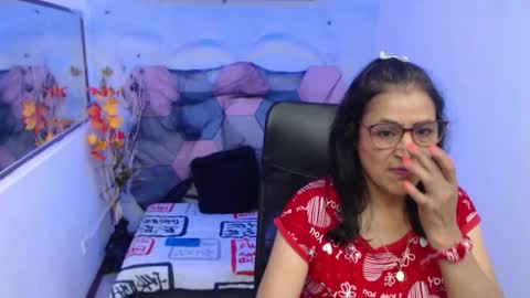 Snapshot of amandapeet chatting on 11-01-25, 05:48 amandapeet online show from 11-01-25, 05:48