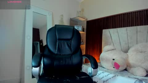 amara_brunet online show from 03-10-26, 01:05