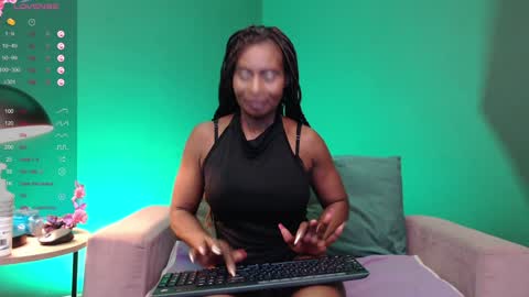 Snapshot of amara_bss_ chatting on 12-21-24, 12:27 luna online show from 12-21-24, 12:27