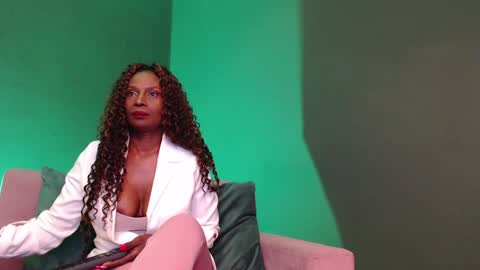 Snapshot of amara_bss_ chatting on 01-16-25, 01:14 luna online show from 01-16-25, 01:14