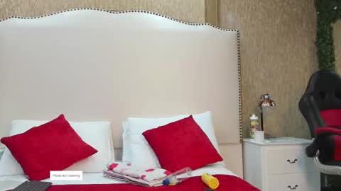 Snapshot of amara_bss_ chatting on 09-29-25, 11:15 luna online show from 09-29-25, 11:15