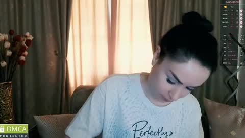 Snapshot of amara_campbell chatting on 05-08-26, 03:01 amara campbell online show from 05-08-26, 03:01