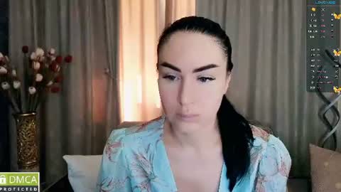 Snapshot of amara_campbell chatting on 07-12-26, 02:57 amara campbell online show from 07-12-26, 02:57