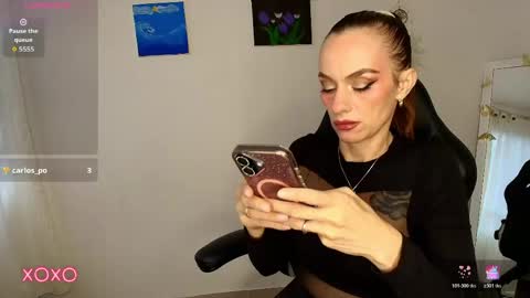 Amara Fey online show from 05-17-26, 10:28