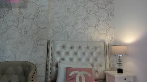 amara_rousse online show from 12-22-25, 11:18