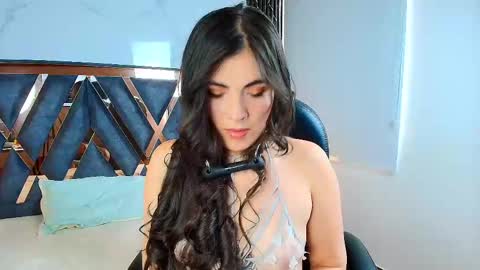 Amara Vega  online show from 10-07-25, 03:31