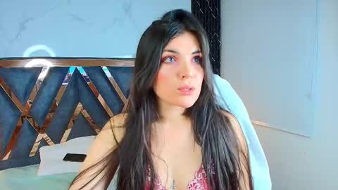 Amara Vega  online show from 10-12-25, 10:47