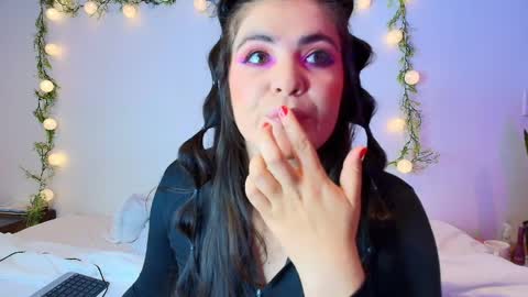 Amara Vega  online show from 04-10-26, 08:19