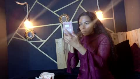 Snapshot of amara_vex chatting on 06-01-26, 12:18 amara_vex online show from 06-01-26, 12:18
