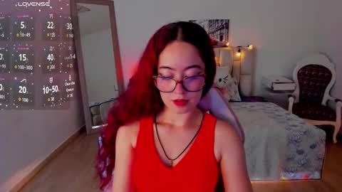 amaraa_couper1 online show from 11-13-25, 03:38