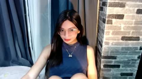 Snapshot of amarabellax chatting on 02-01-26, 02:37 BELLA online show from 02-01-26, 02:37