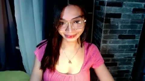 Snapshot of amarabellax chatting on 02-25-26, 03:21 BELLA online show from 02-25-26, 03:21