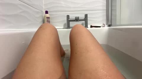 Amara Elise online show from 01-18-26, 10:57
