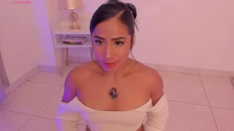 Snapshot of amaraht_ chatting on 10-14-25, 08:59 Amara online show from 10-14-25, 08:59