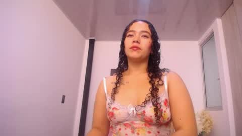 Snapshot of amaranta_f00x chatting on 05-02-26, 12:32 Amaranta online show from 05-02-26, 12:32
