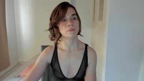 Snapshot of amaranthaajames chatting on 02-18-25, 10:03 Amarantha online show from 02-18-25, 10:03