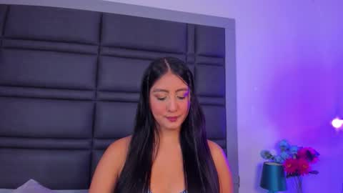 amaranttaylunay online show from 03-19-26, 07:51