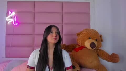 amaranttaylunay online show from 05-28-26, 07:33